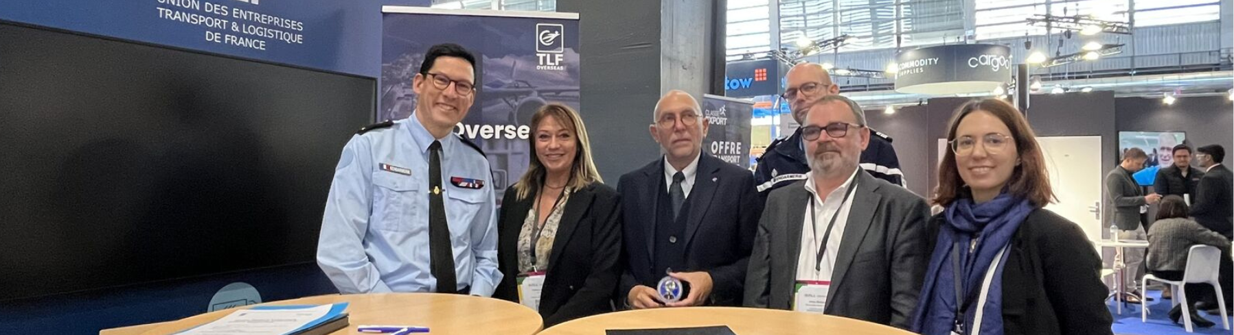 interieur-article-sitl-25-signature-conv-gendarmerie-du-transport-aerien.png